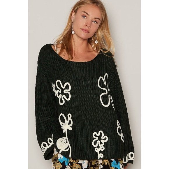 POL Dark Hunter Green Flower Doodle Oversized Sweater - Picture 3 of 11